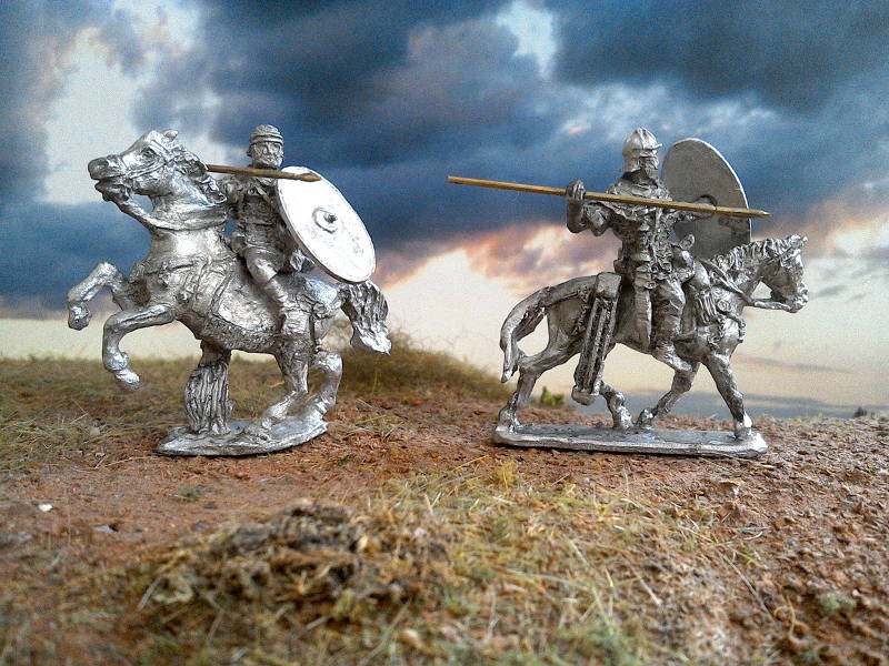 1 - 2 AD: Römische Auxiliar-Kavalleristen (mit Scuta)