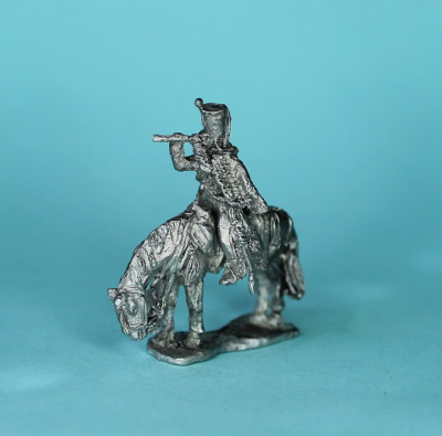 Französischer Husar mit Shako-rouleau (1813 - 1815)