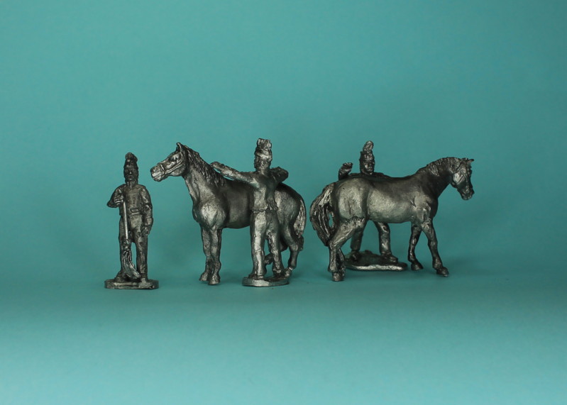 0678 1805 - 1815: Französische Soldaten bei der Pferdepflege (1/72)