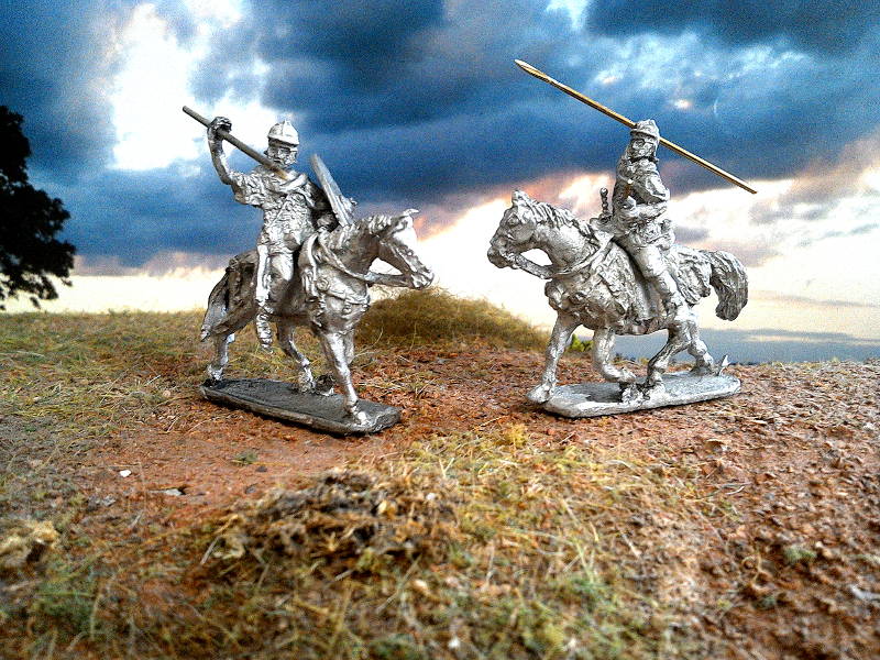 1 - 2 AD: Römische Auxiliar-Kavalleristen (angreifend)