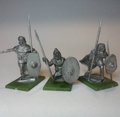 Germanische Krieger abwartend (1 - 3 AD)